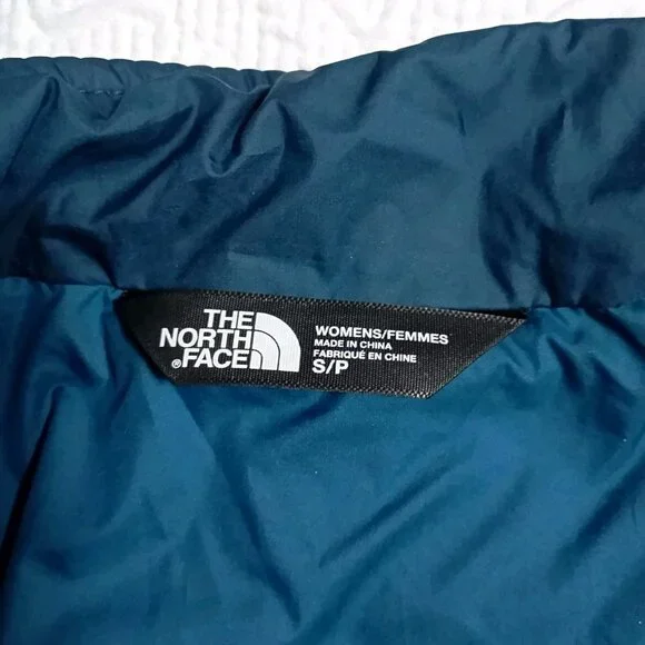 The North Face Women’s Bombay Jacket Dark Peacock Blue Sz Small MINT CONDITION! - Picture 2 of 15